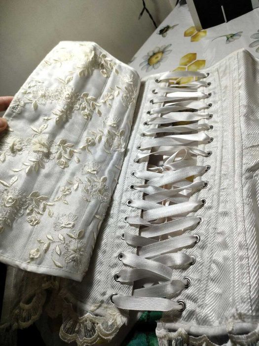 Качественный корсет. Не Китай.