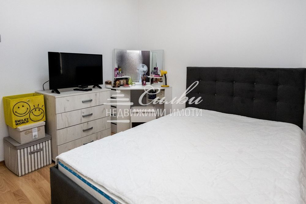 Продава се Двустаен апартамент в Шумен, Тракия - 55 кв.м за 1484 €/кв.м - Снимка #9