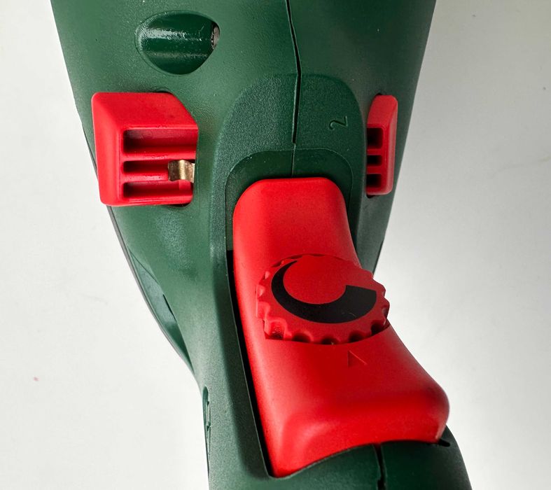 BOSCH PSB 850-2 RE - Двускоростна ударна бормашина 850W като нов!