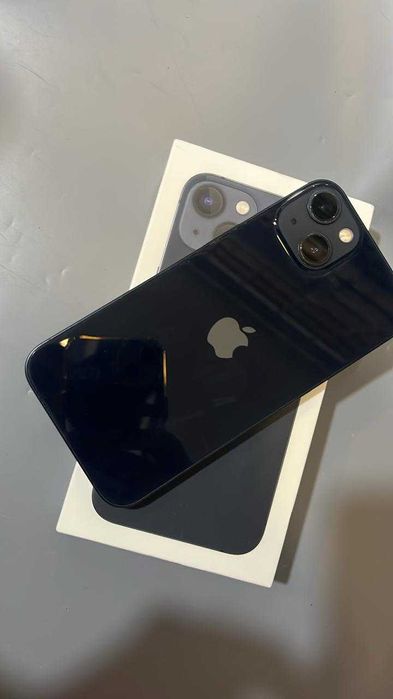 Apple iPhone 13,128 GB (Город Семей,ул Валиханова 100/1)ЛОТ:947859