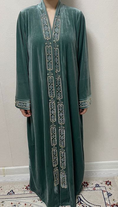 Женский велюровый шапан