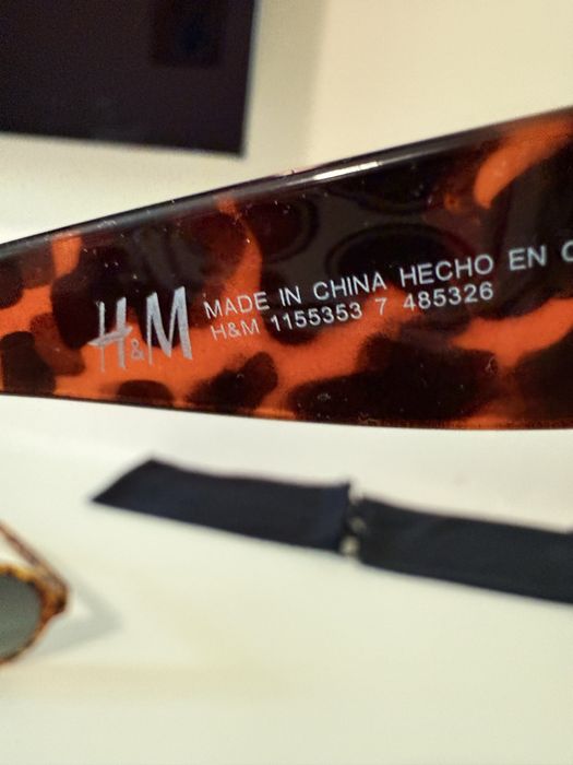 Слънчеви очила, НМ и URBAN CLASSICS, 400 UV