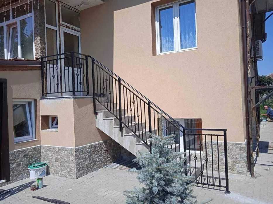 Парапети и огради от желязо