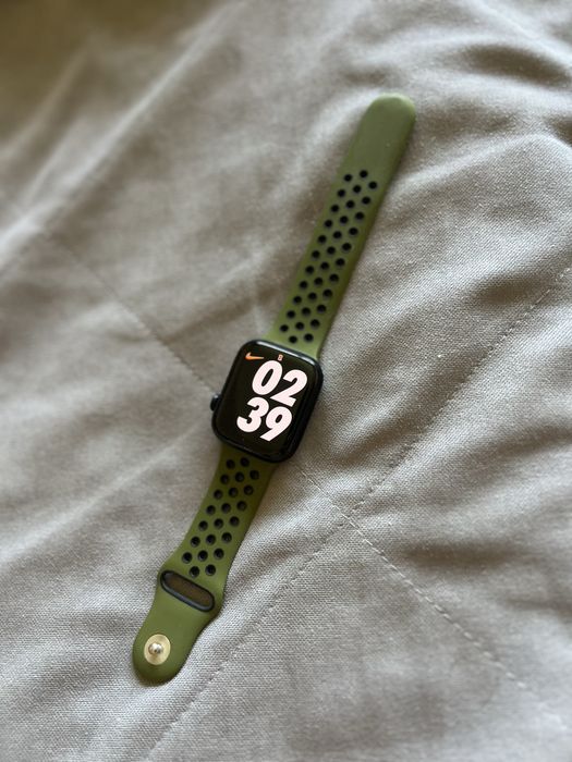 Часы apple watch 7 45 mm