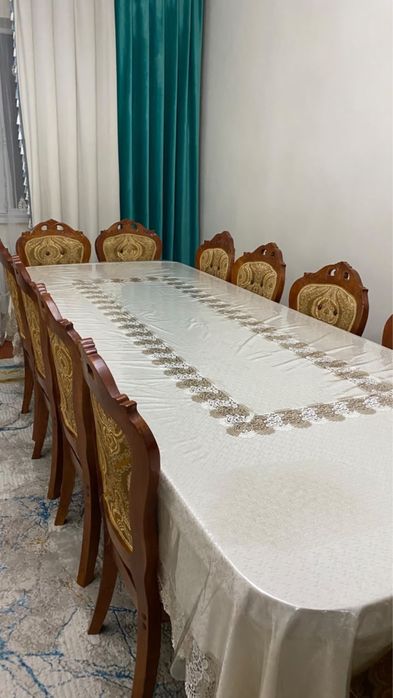 Стол и стулья Сатылады