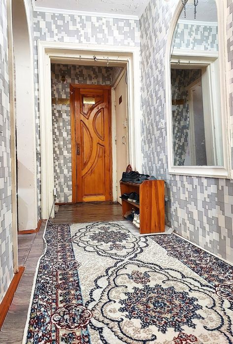 Чиланзар-22. 2/1/4. 2х6 балкон срочно продаётся квартира