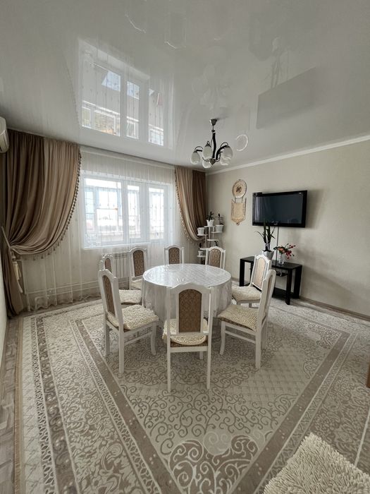 Продам 4-х ком квартиру, лен. проекта.