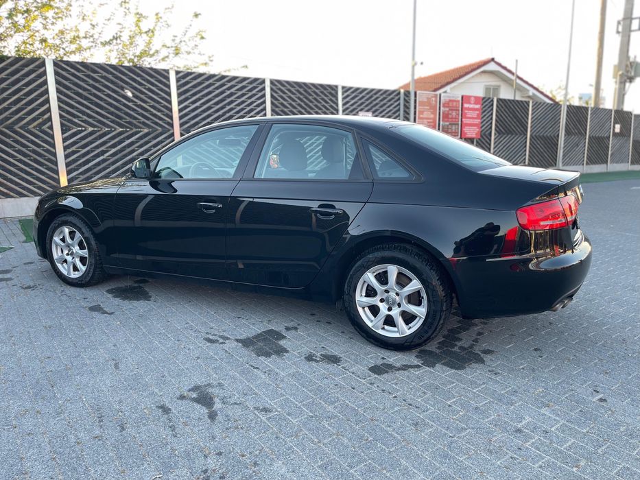 Vand Audi A4 B8 2.0 D