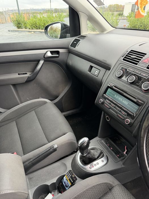 Interior Touran 7 Locuri 2013