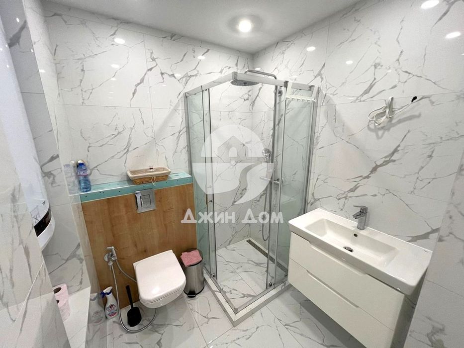 Продава се Двустаен апартамент в Бургас, Сарафово - 80 кв.м за 1938 €/кв.м - Снимка #5