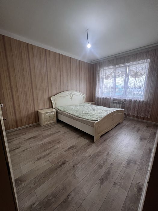 Продам спальный гарнитур