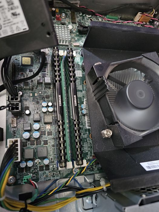 Lenovo ThinkCentre M900 10FG