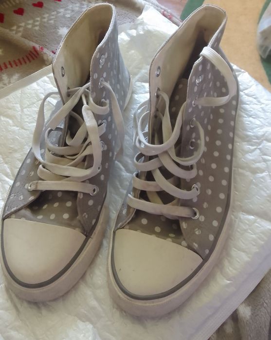 Teniși damă înalți