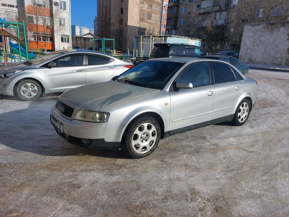 Автомобиль  ауди а4 б6