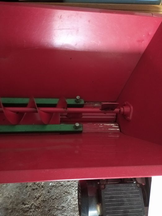Zdrobitor struguri