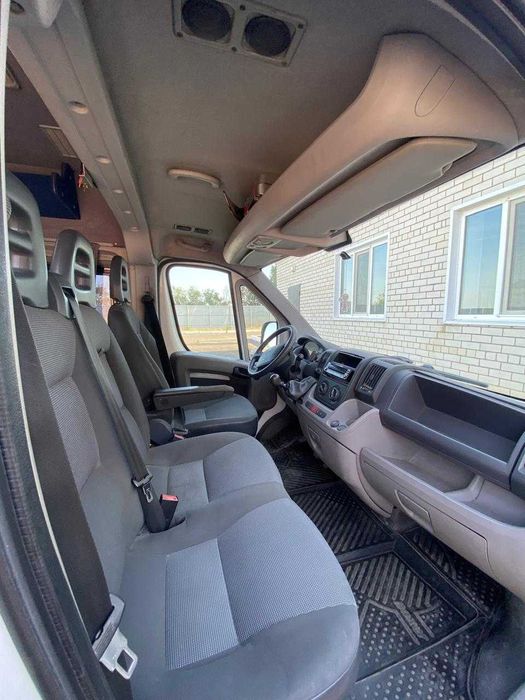 Продам комфортабельный Peugeot Boxer
