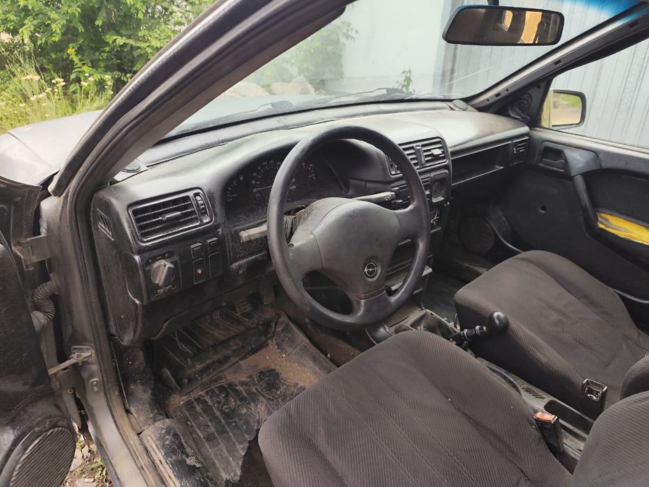 Опель Аскона по з.ч