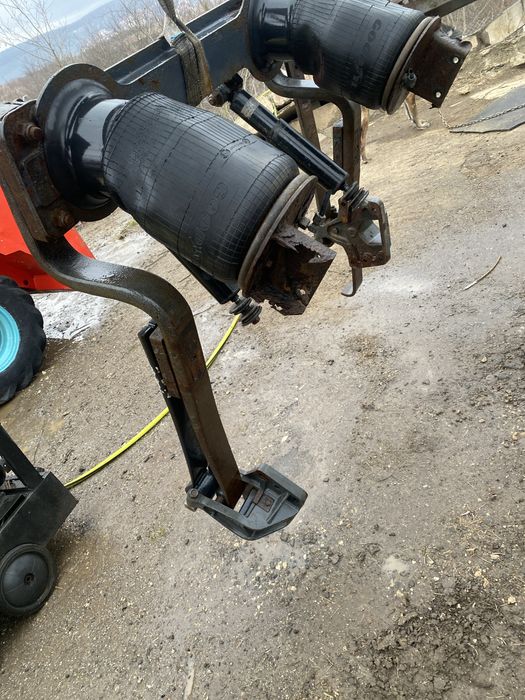 Suport axa spate DAF LF complect foi arc perne telescoape