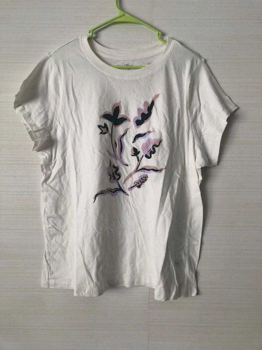 Футболки в ассортименте женские