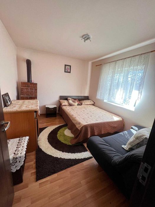 Casă + teren 2700 mp