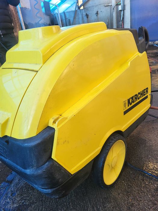 Пароструйка Керхер