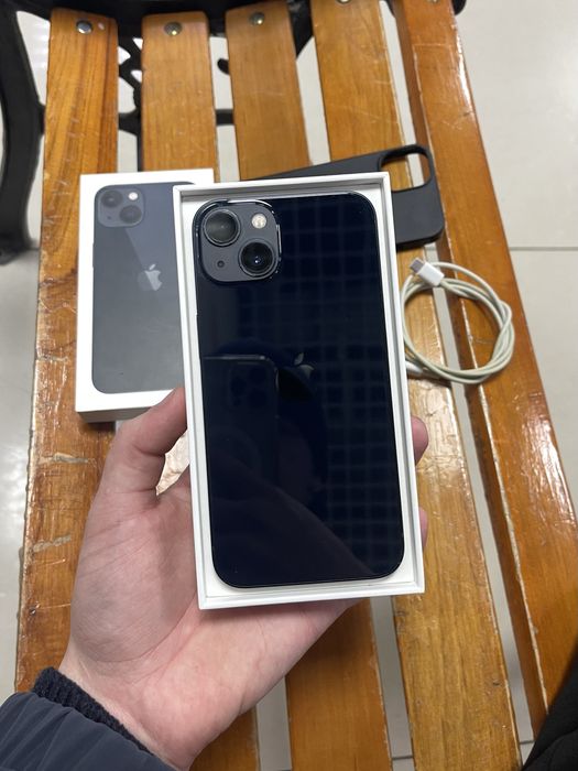 Продам IPhone 13 128gb