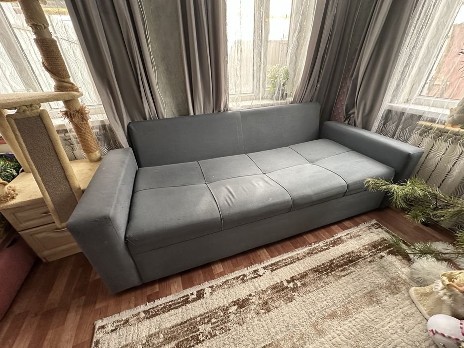 Отдам в дар диван раскладной