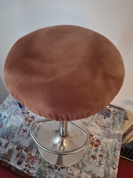 Scaune de bar reglabile