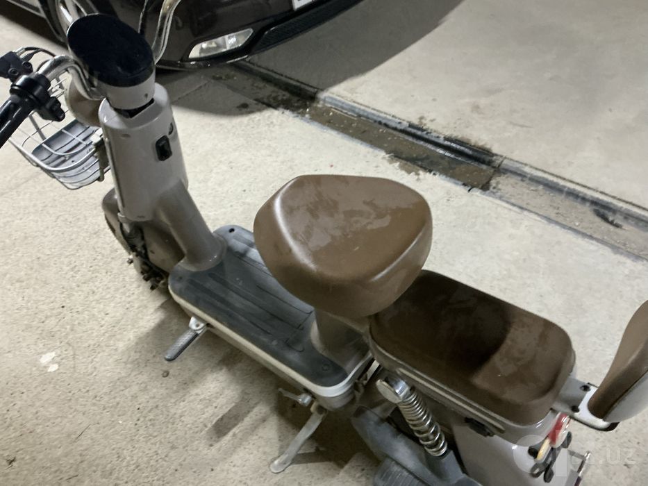 Бу скутер двух месный ibike