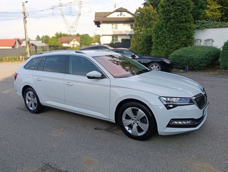 Skoda Superb Skoda Superb Combi 2.0 TDI DSG-150 cp,matrix led,an2021,ISTORIC SKODA