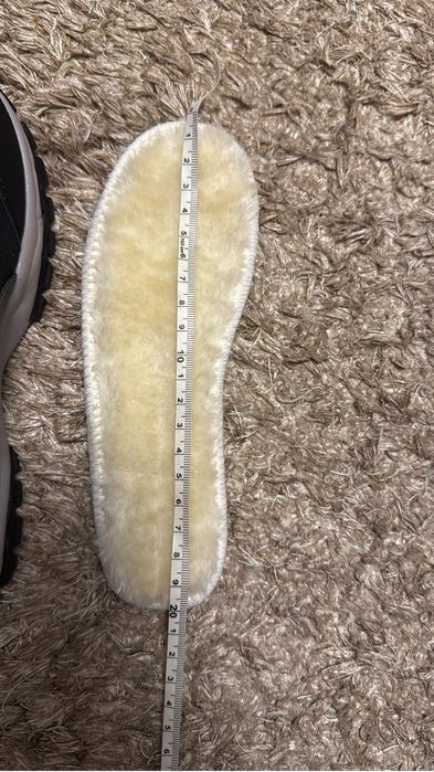 Продам зимние сапоги