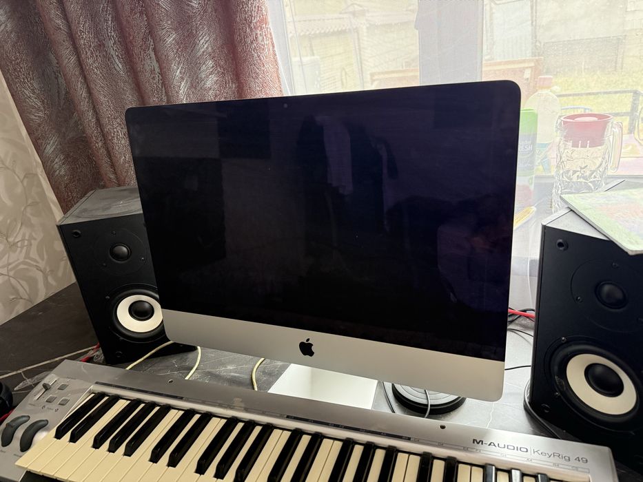 Продаеться студия