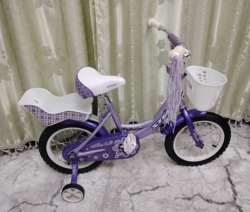 Почти НОВЫЙ. Продам Детский Велосипед. На 3-5 лет. Размер 14 Дюйм.