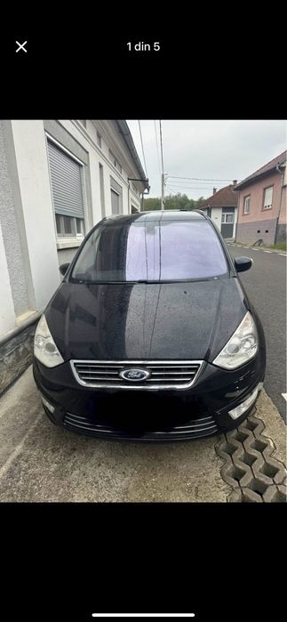 Vând masina de familie Ford Galaxy