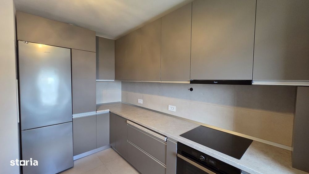Apartament 3 camere  Coresi  77 mp utili + terasă 9 mp  Parcare + Beci