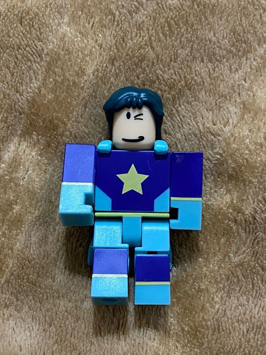 Продажа игрушек от roblox(оригинальные)