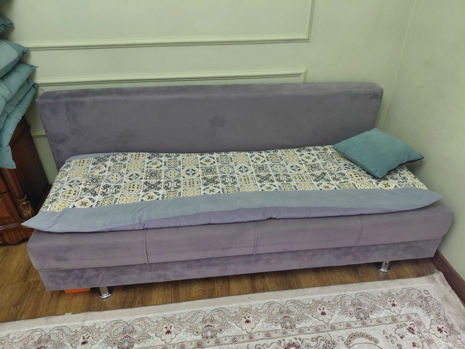 2 диван 1 стол 14 орындыкпен