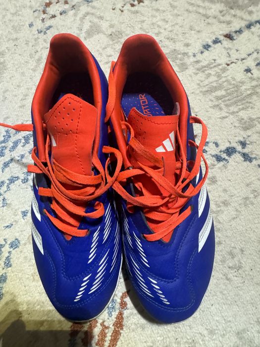 Сороконожка Адидас Продам срочно