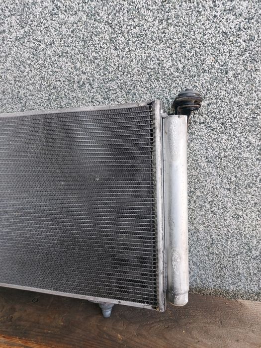 Радиатор кандиционера Subaru  .