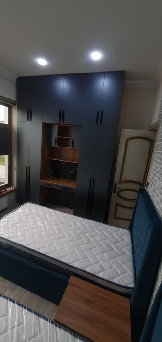 Кухонную мебель изготавливаем на заказ в течение семи рабочих дней.