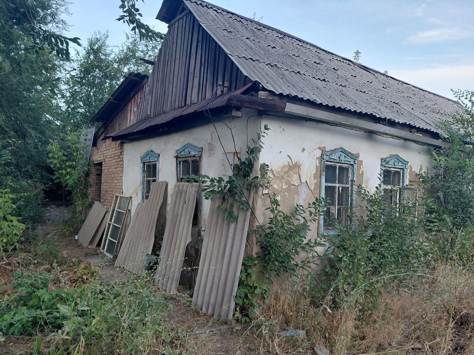 Дом под снос продам