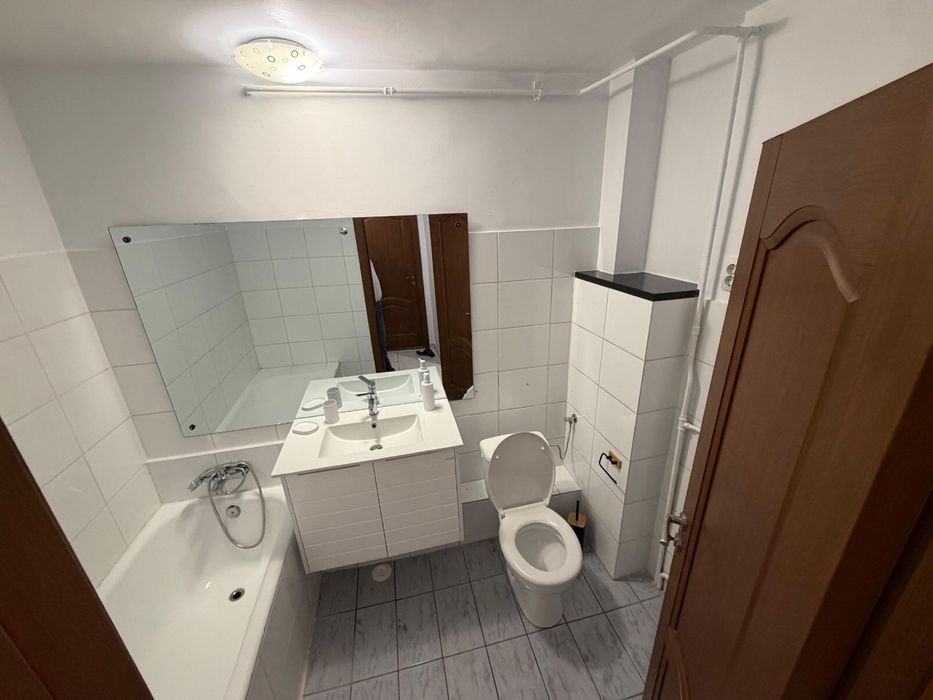 Garsoniera de inchiriat