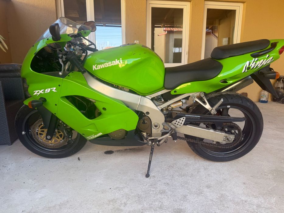 Kawasaki ninja zx9r