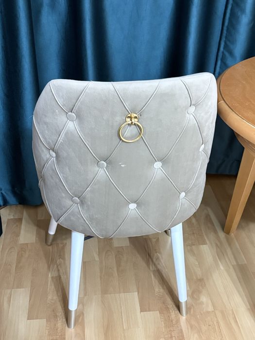 6 штук орындық сатылады