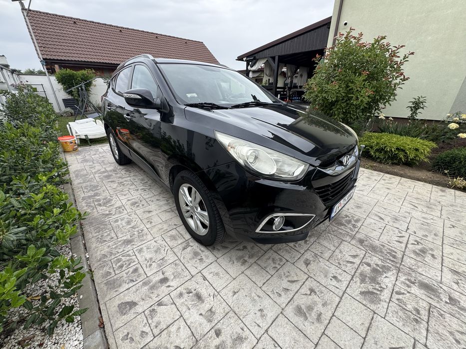 HYUNDAI ix35 2011 — imagine 2