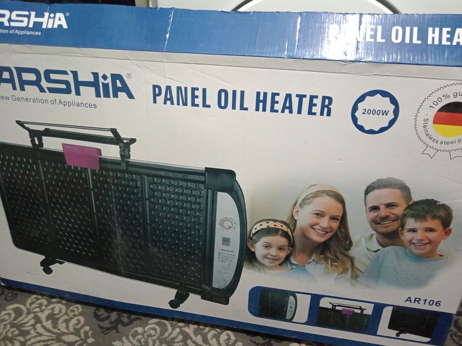 Обогреватель.    С. Верху. Сушилками.  Черного. Цвета. Новый