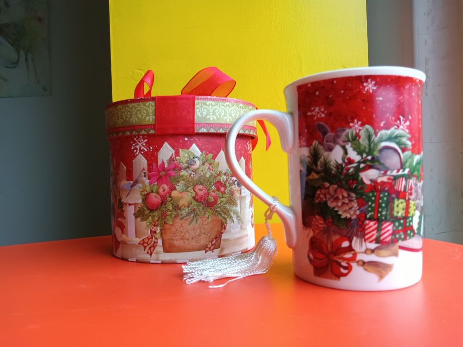 Чаши за чай, нови в перфектно състояние - чудесен КОЛЕДЕН подарък