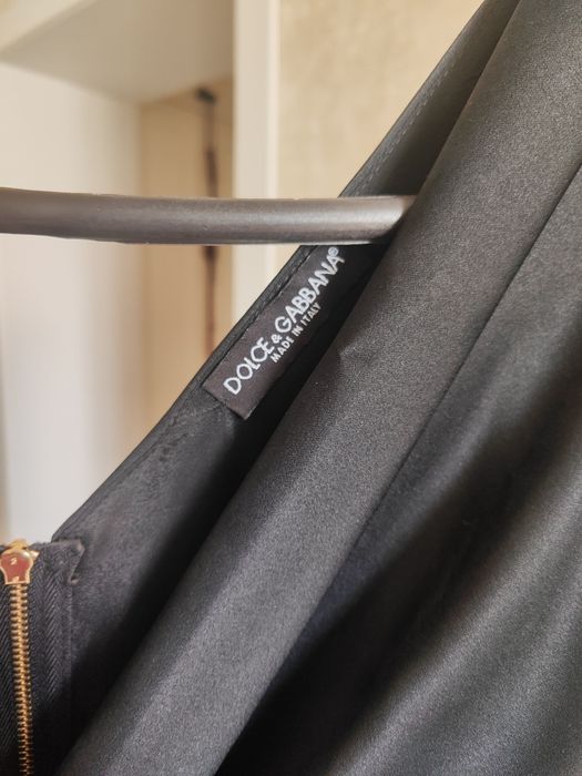 Шикарное чёрное платье