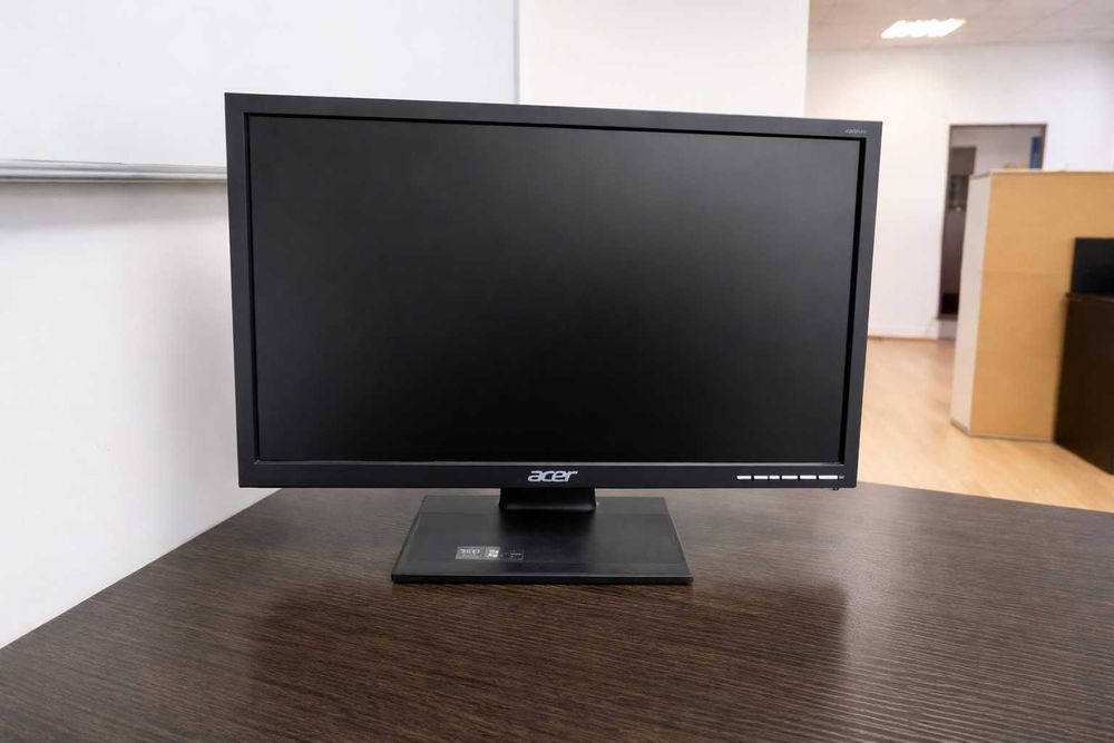 Мониторы HP. Asus. Acer. Samsung