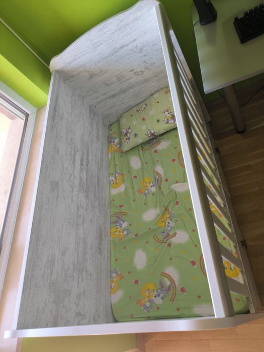 Детско легло - дървено